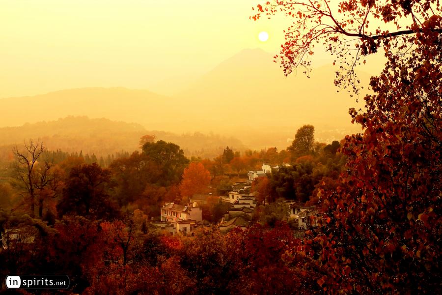 Autumn Colors Shine in a Huangshan Village at Sunset