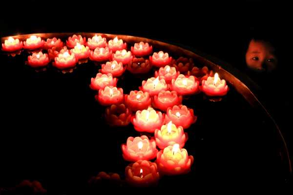 Candles in the Wind, Hope for a New Year